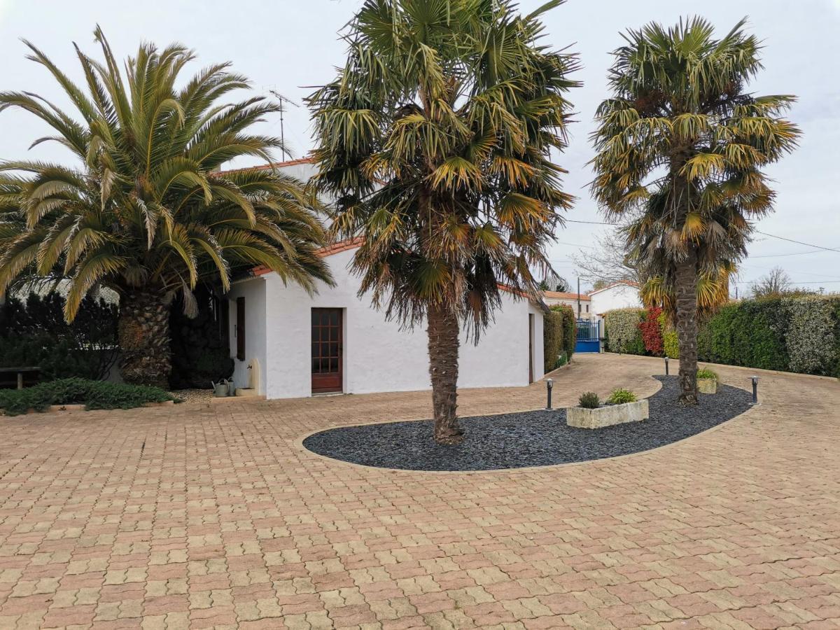 Maison De Campagne Proche Des Plages Saint-Romain-de-Benet Esterno foto
