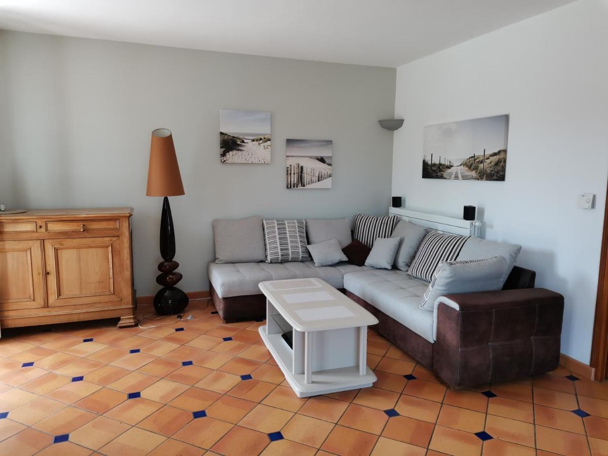 Maison De Campagne Proche Des Plages Saint-Romain-de-Benet Esterno foto